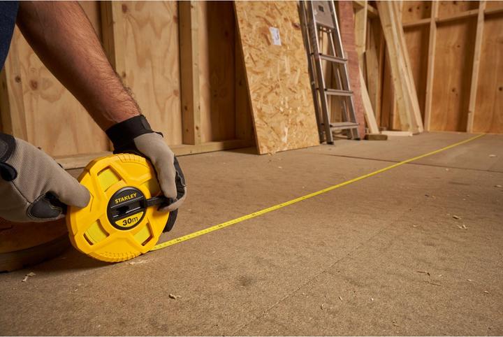 Actual product image Stanley Rolling band dimension 30m made of fiberglass (Metric)
