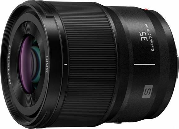 Panasonic Lumix S 35mm f/1.8 (L-mount, Full frame)