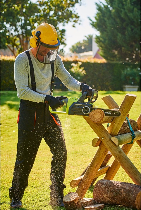 Actual product image Ryobi OCS1830 (Battery chain saw)