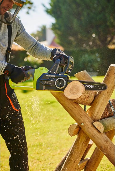 Actual product image Ryobi OCS1830 (Battery chain saw)