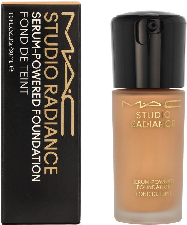 Produktbild MAC Cosmetics M.A.C. Studio Rad Serum Pow Fond de Teint NC18 (Nr. NC18)