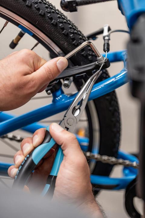 Actual product image HAZET Snipe nose pliers 1841MB-33 (200 mm)