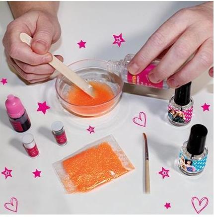 Produktbild Lisciani Barbie - Nail Art Colour Change (97982)