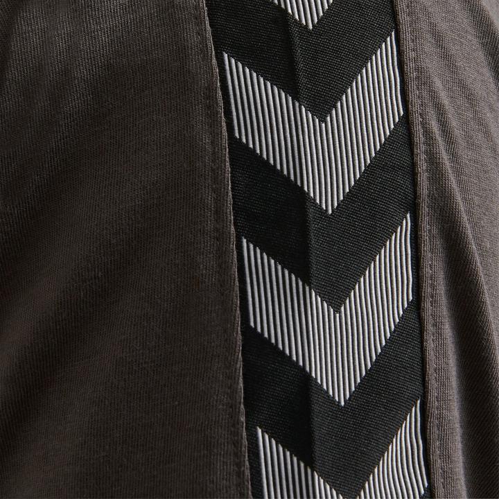 Actual product image hummel Authentic Training Tee (S)
