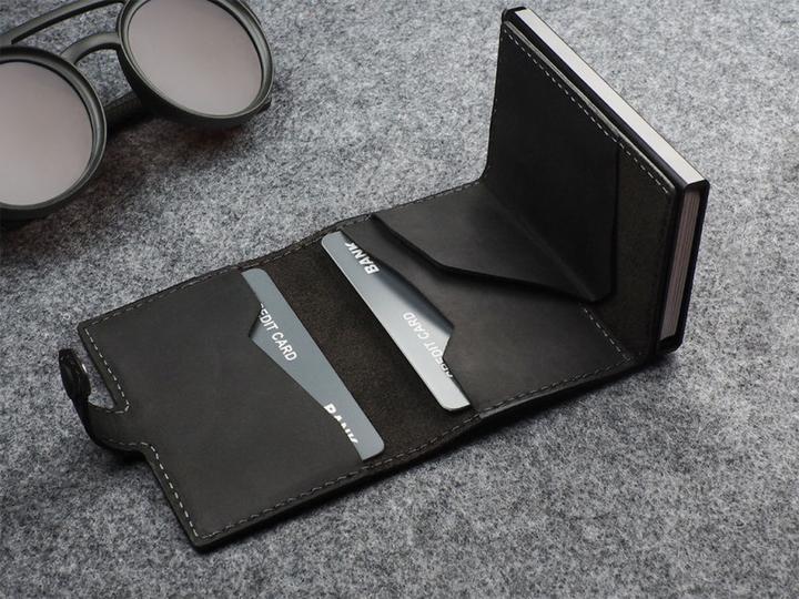 Actual product image Pularys Wallet HIKER credit card holder