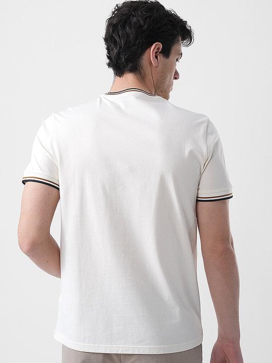 Actual product image Fred Perry M1588V (L)