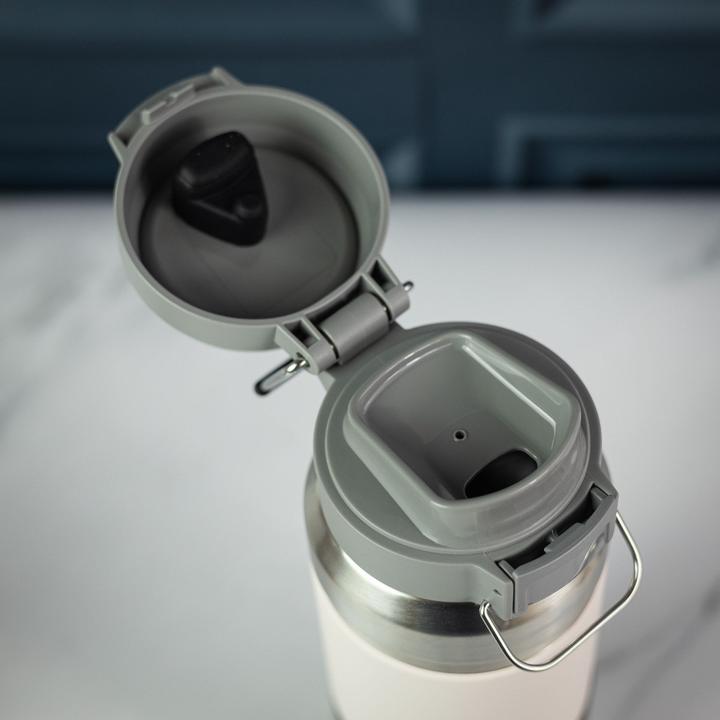 Actual product image Stanley 1913 Quick-Flip Wasserflasche (1.06 l)