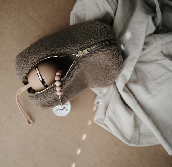 Image du produit Mushie Mallette de pierre factice (1 x)