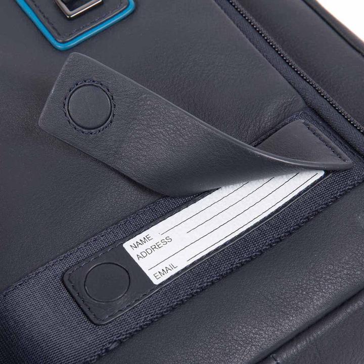 Actual product image Piquadro Dioniso - travel bag with trolley loop (34 l)