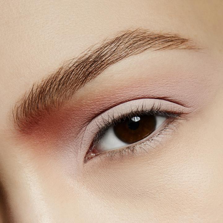 Actual product image MAC Cosmetics Eye Shadow (Yogurt)