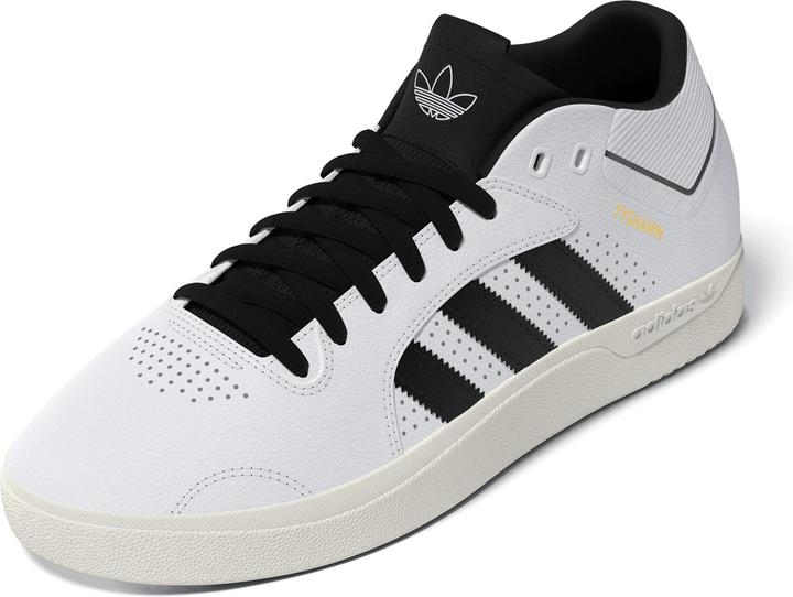 Image du produit adidas Tyshawn (40)