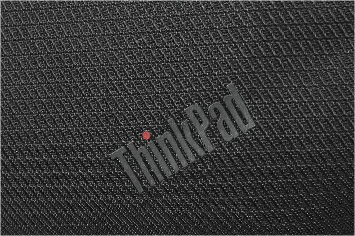 Actual product image Lenovo ThinkPad Essential Topload (15.60", Lenovo)