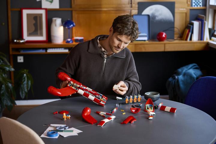 Actual product image LEGO 21367 – Tim und Struppi Ideen Rakete (21367, LEGO Ideas)