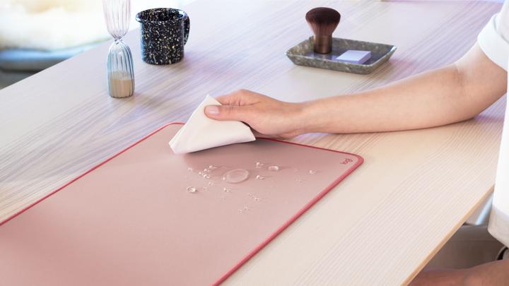 Actual product image Logitech Desk Mat Studio (Wide)