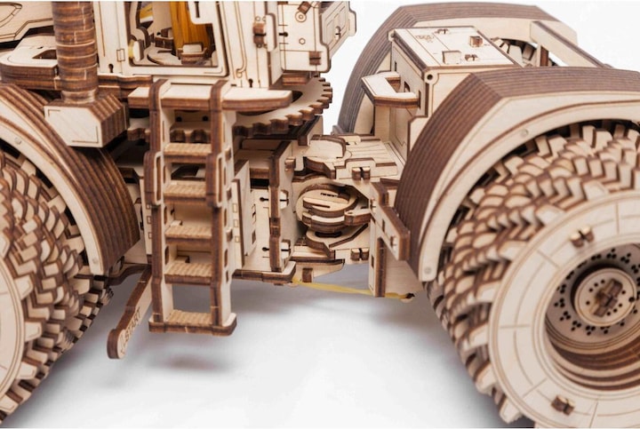 Produktbild Eco Wood Art Kirovets K-7M Traktor