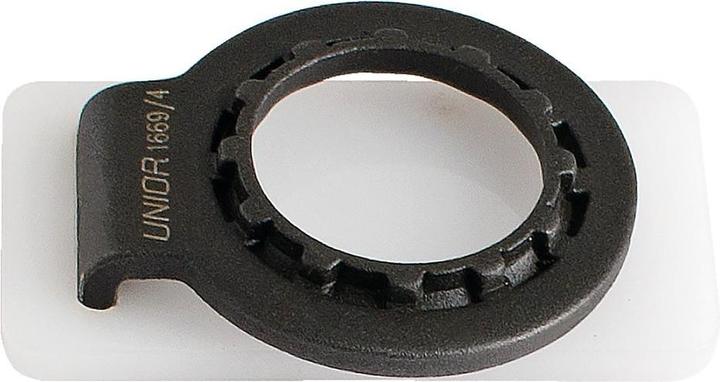 Unior 2-in-1 cassette puller with spoke spanner 1669/4