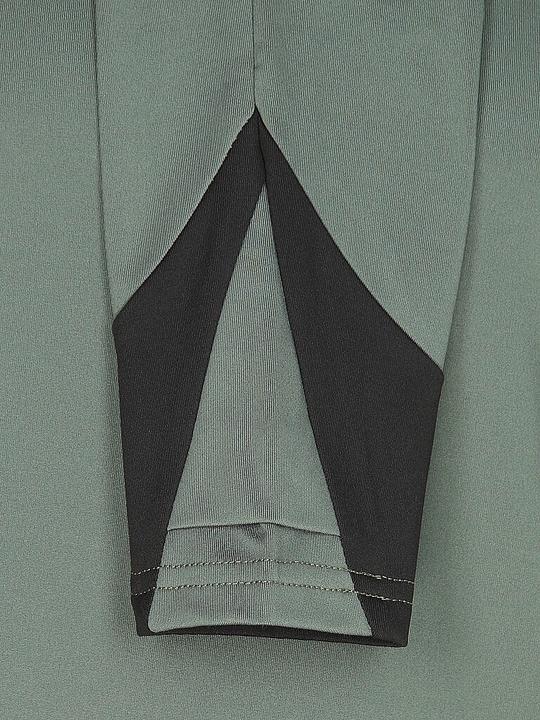 Actual product image Phenix Zipshirt (50)
