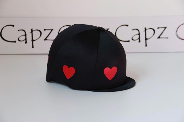 Produktbild Capz Herz Motiv Lycra Reithelm Überzug (One Size)
