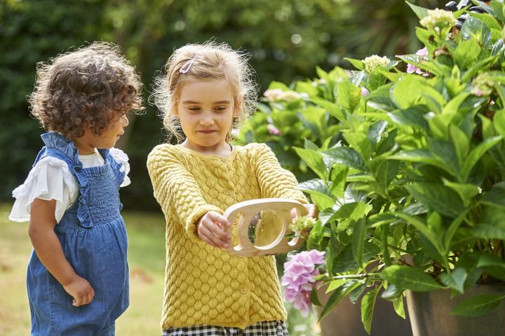 Produktbild TickiT Kinderlupe aus Holz