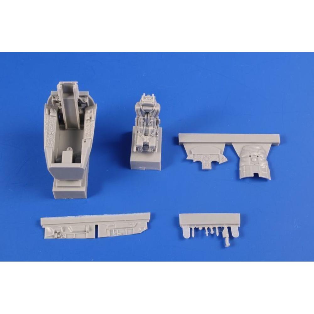 CMK Cockpit F-104G/S Starfighter + sedile eiettabile MB.7 per Kinetic