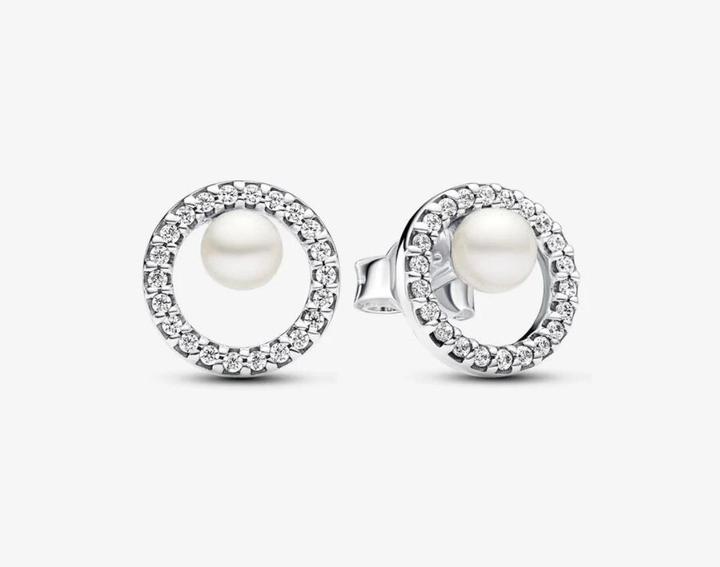 Image du produit Pandora Boucles d'oreilles Treated Freshwater Cultured Pearl & Halo PavÃ (Argent 925)