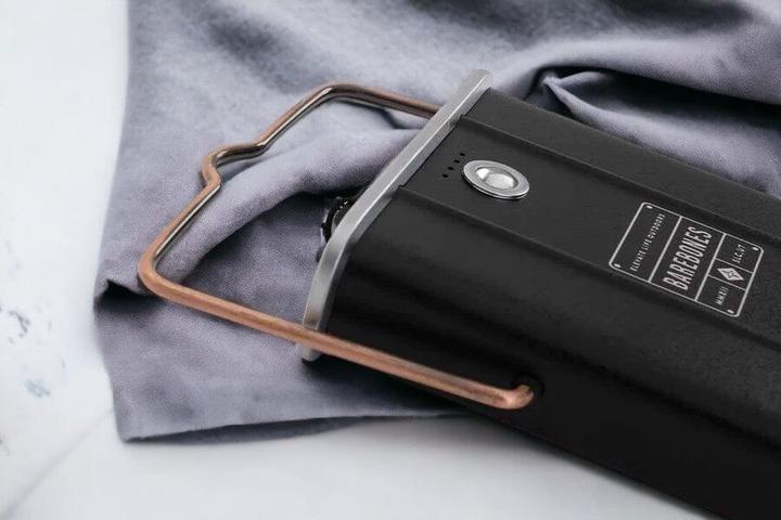 Actual product image Barebones Powerbank 10000 mAh Batterie d'alimentation (10000 mAh, 37 Wh)