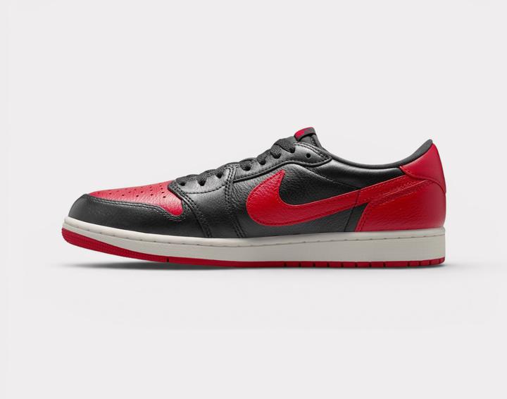 Image du produit Jordan 1 Retro Low OG Banned (43)