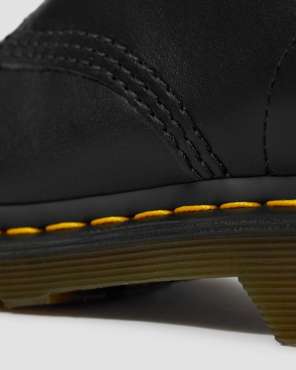 Actual product image Dr. Martens 1460 (37)