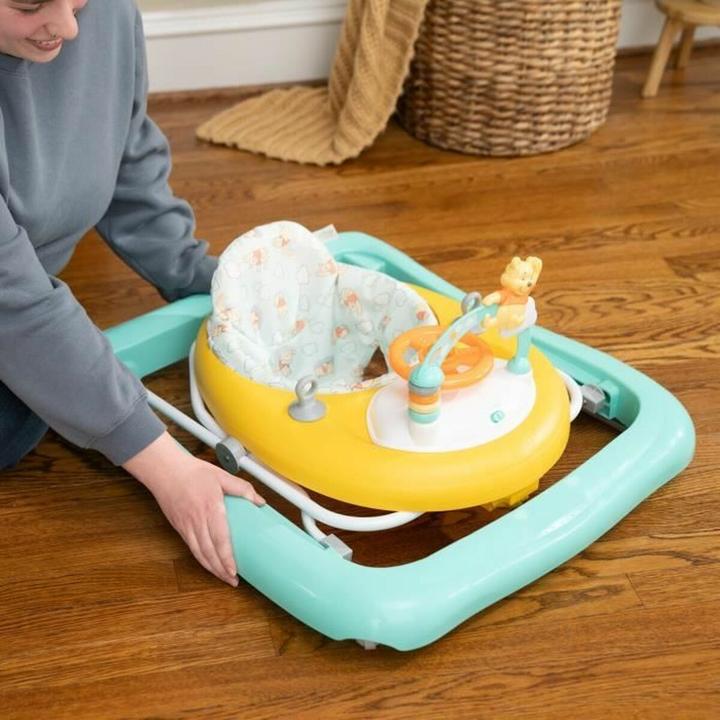 Produktbild Bright Starts Gehhilfe auf Rädern Winnie de Pooh Bunt