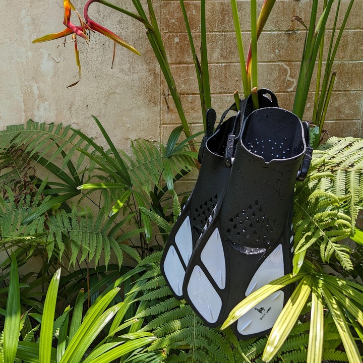 Actual product image Mint Lama Adult (36 - 41)