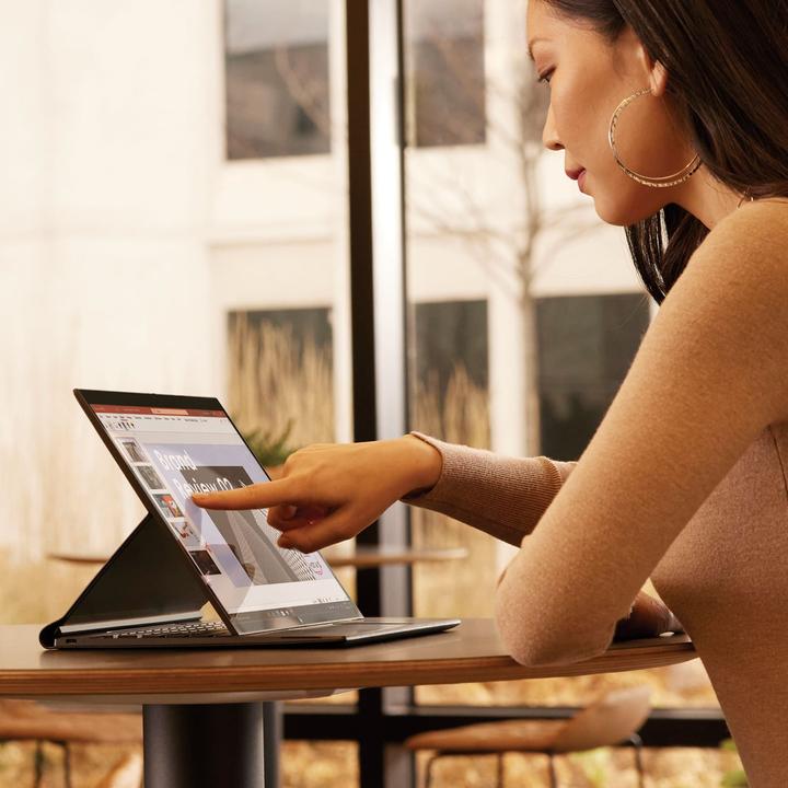 Produktbild HP Elite Folio Slider (13.50", Snapdragon 8cx Gen 2, 8 GB, 256 GB, DE)