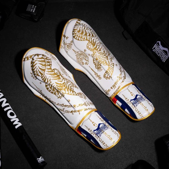 Actual product image Phantom Athletics Shinguards Muay Thai (S, M)
