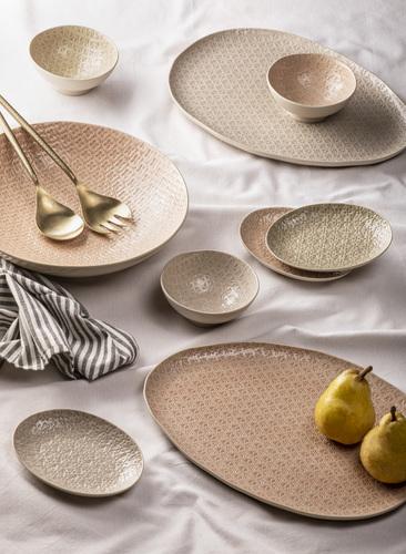 Actual product image Ladelle TIRARI serving plate travertine oval 36 cm