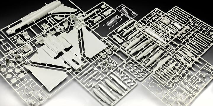 Produktbild Revell Eurofighter Typhoon BARON SPIRIT