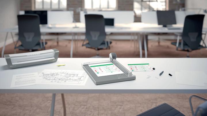 Actual product image Leitz PRECISION OFFICE - Roll cutter (15 Sheets, A4+)