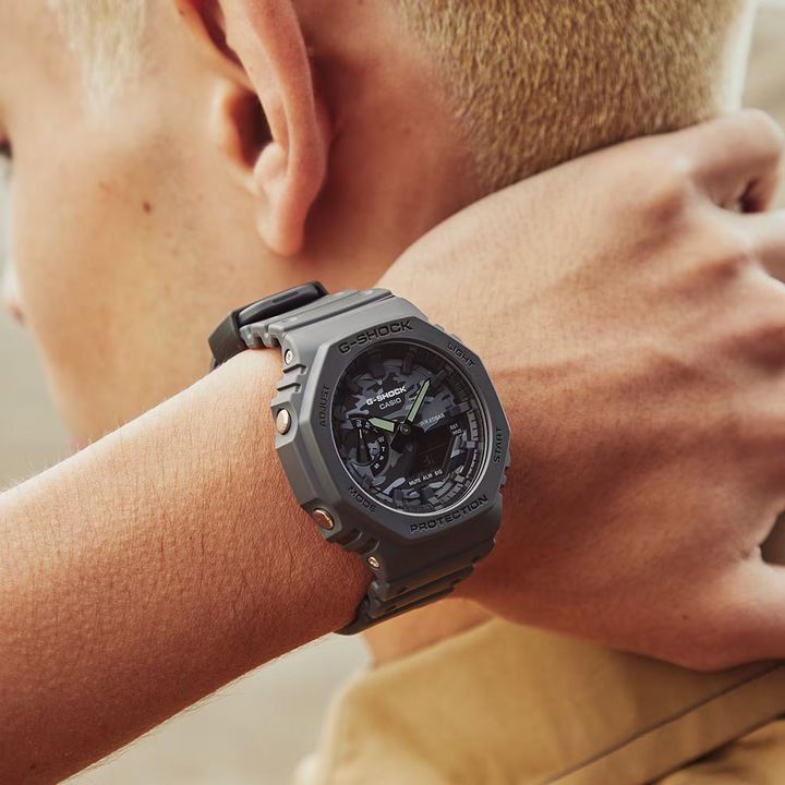 Immagine prodotto Casio G-Shock GA-2100NNJ-8AER (Cronografo, Orologio con pietra preziosa, 45 mm)