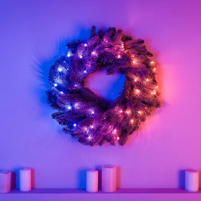 Produktbild Twinkly Wstępnie oświetlony wieniec – 50 RGB LED Regal 24 zielony przewód typ wtyczki C (0.02 m)