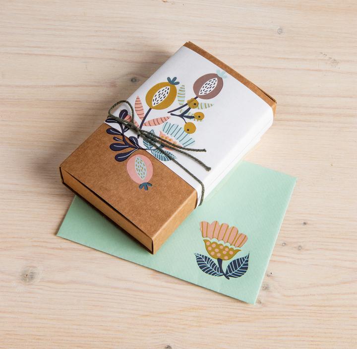 Produktbild Rayher Rub On Transferfolie "Botanical", 3 Blatt (3x)