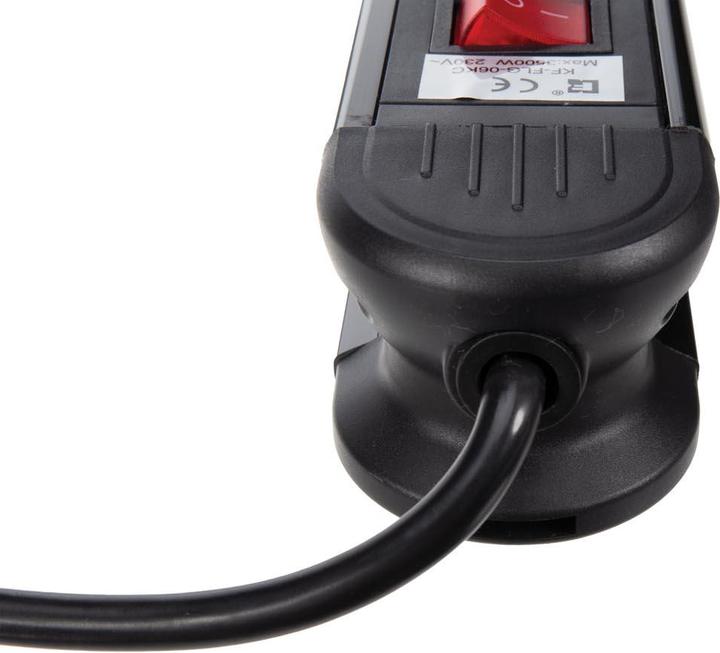 Produktbild Velleman 6-Fach-Steckdosenleiste - Mit überlastschutz - Stecker-Typ E (Französisches System) (6 x, CEE 7/5, 1.50 m)