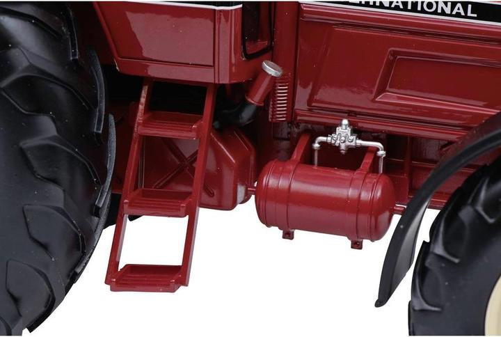 Actual product image Schuco International 1455 XL red 1:32