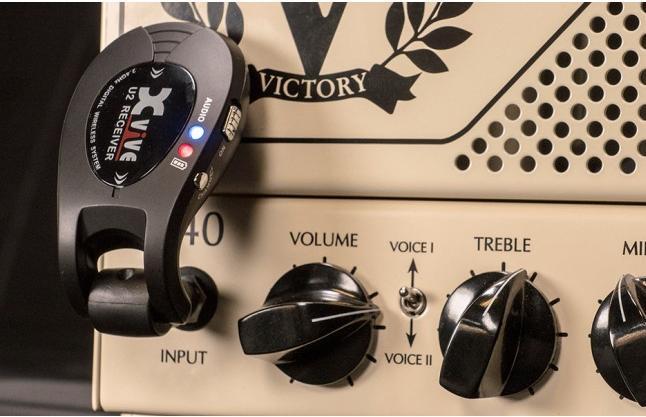 Actual product image Xvive U2 Red draadloos gitaarsysteem