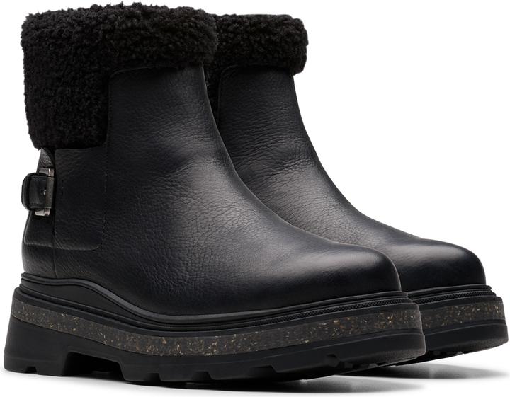 Actual product image Clarks W Hencroft Madi WP (41)