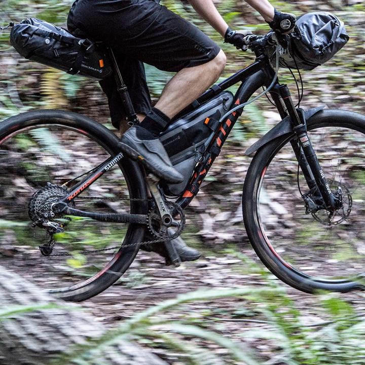 Produktbild Blackburn Outpost Elite (3.37 l, Rahmentasche)