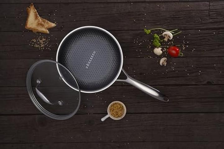 Actual product image Kohersen Patelnia z pokrywką Black Cube 20cm (Frying pan, Aluminium, Stainless steel, 20 x 10 cm)