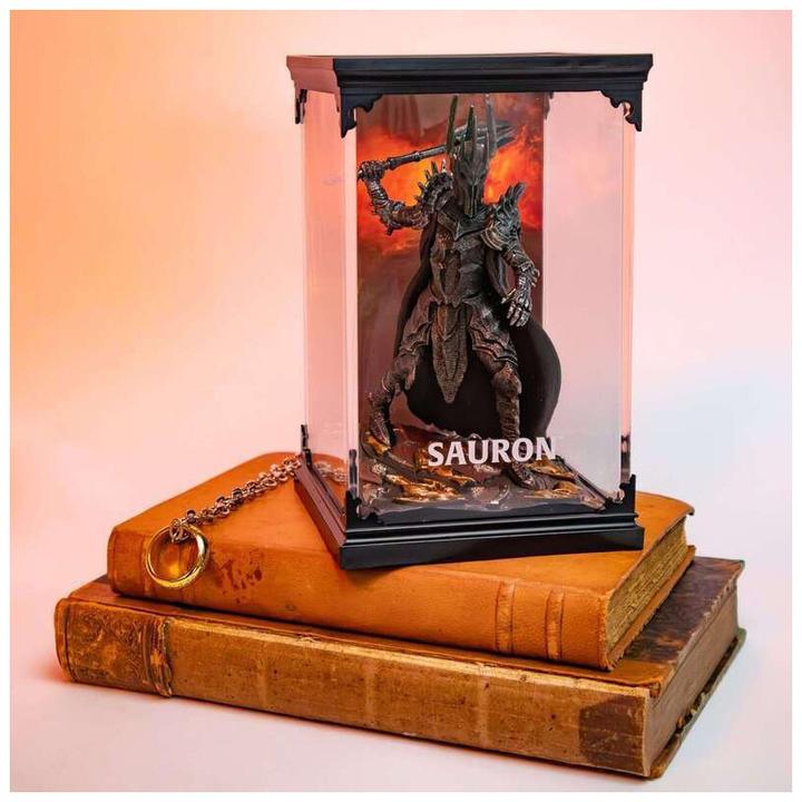 Actual product image Noble Collection Lord of the Rings Diorama Figure Sauron 17 cm