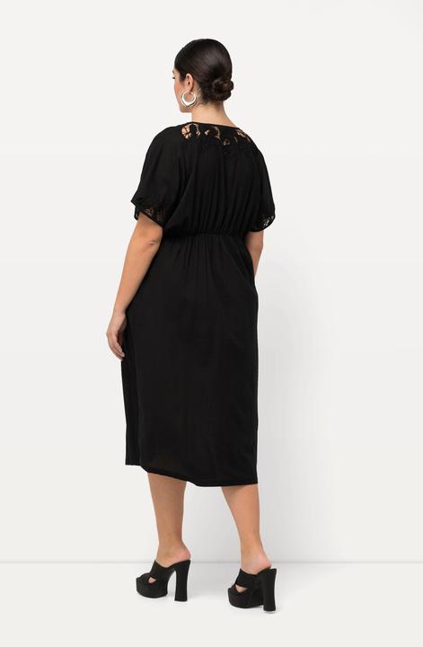 Immagine prodotto Ulla Popken Abito dal taglio oversize con ricami, scollo a V e mezze maniche (46, 48)