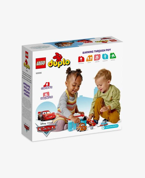 Actual product image LEGO Lightning McQueen and Mater in the car wash (10996)