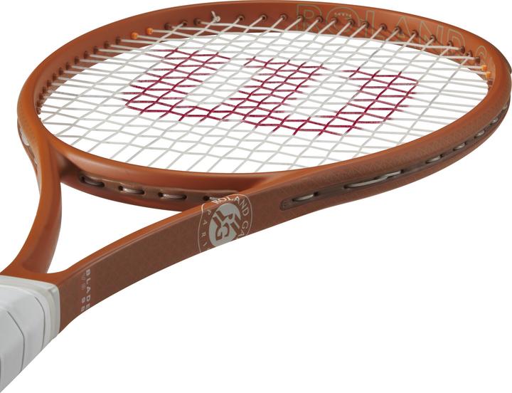 Actual product image Wilson BLADE 98 V9 (3, 305 g)