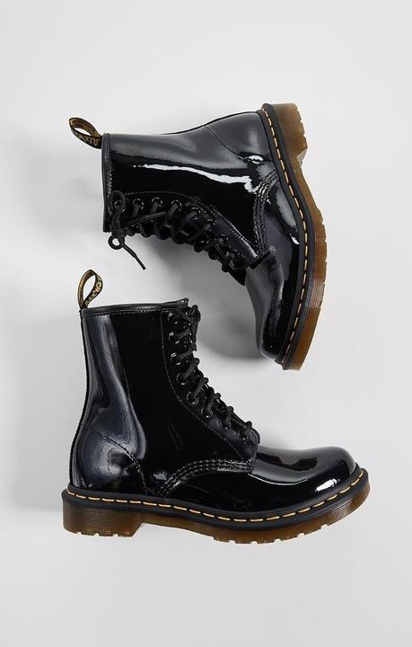 Actual product image Dr. Martens 1460 Patent Lamper (37)
