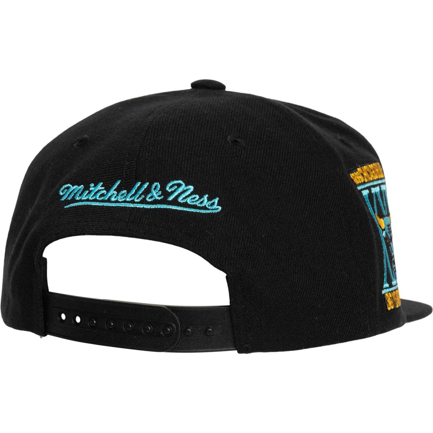 Thumbnail - Mitchell & Ness, Herren, Cap, Snapback Cap - CORE XI Chicago Bulls, Schwarz, (One Size)